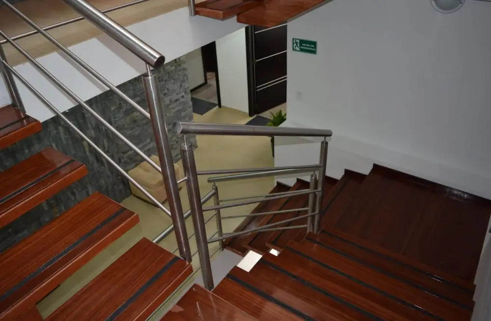 Illari Hotel