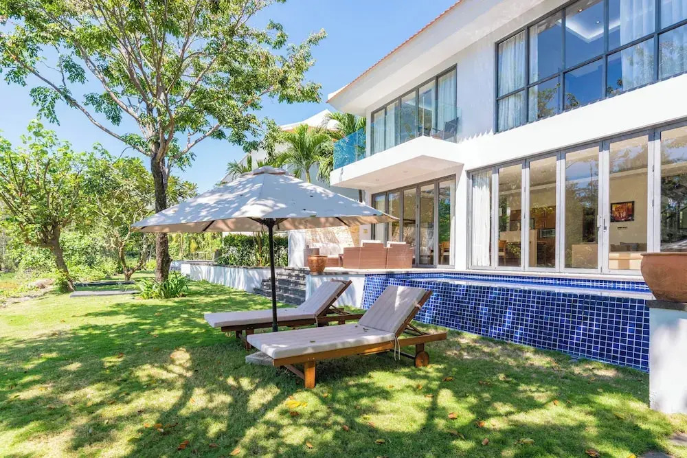 Danang private pool villa by Esea43