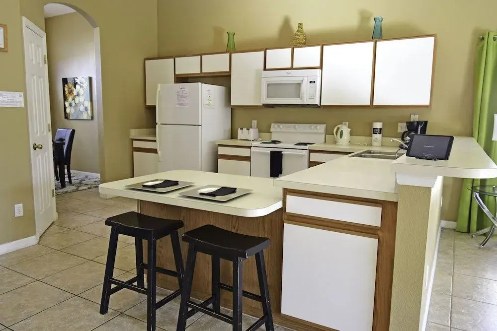 179EV South View 5 Br villa by RedAwning