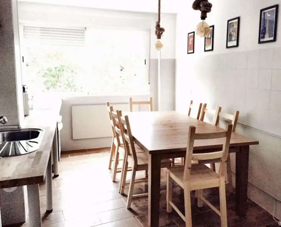 Hostal Ciempozuelos, Parque Warner y Madrid