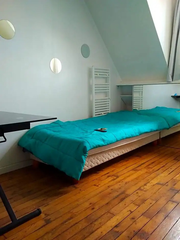 Single room Paris Arc de Triomphe