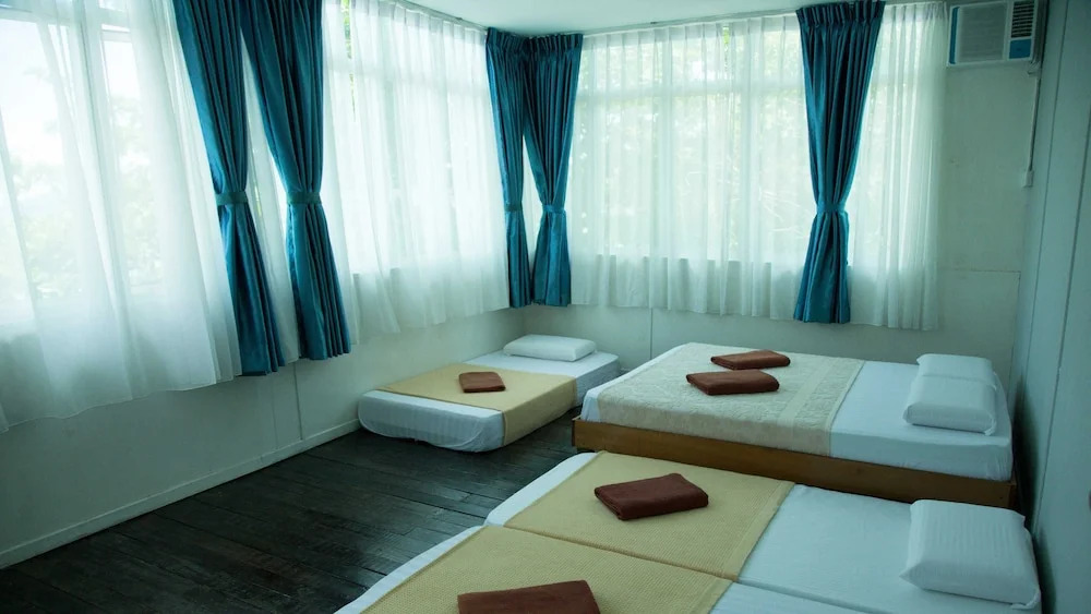 OYO 90980 Rainbow Island Sepanggar