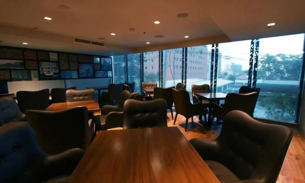 The B Hotel Quezon City