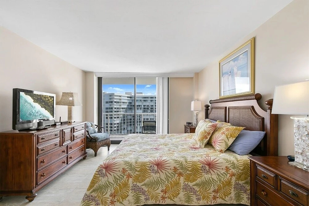 South Seas 3, 1607 Marco Island Vacation Rental 2 Bedroom Condo by Redawning