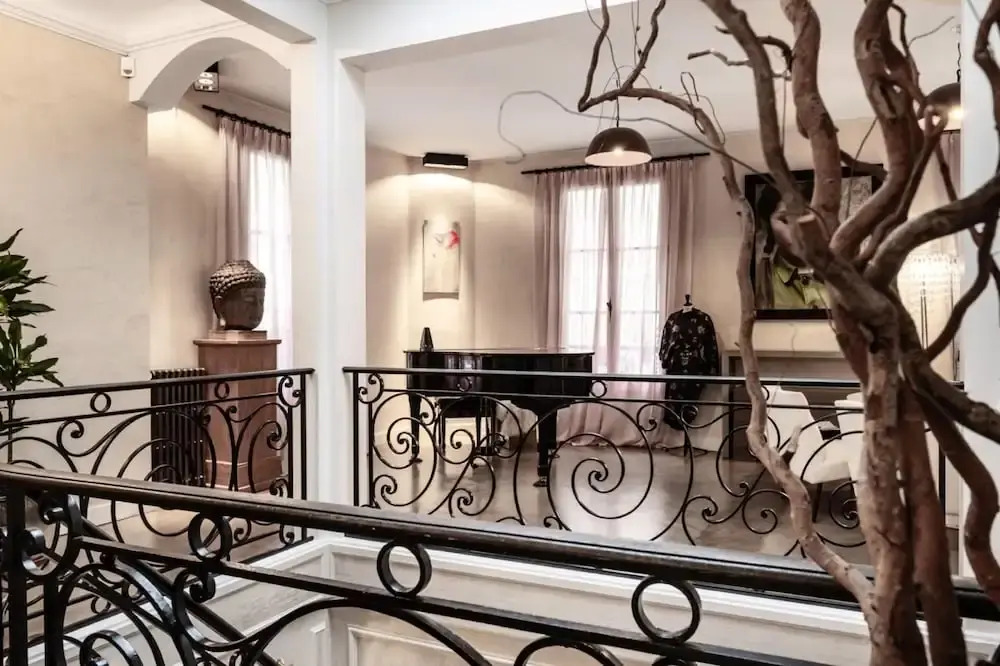 Luxury 5BR House Close to the Arc de Triomphe