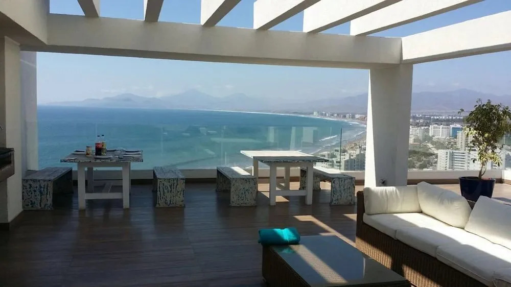 Condominio Club Oceano