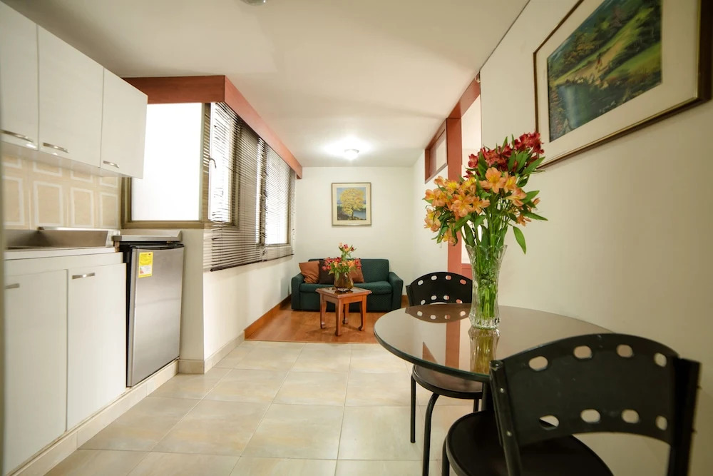 Alegra Apartahotel