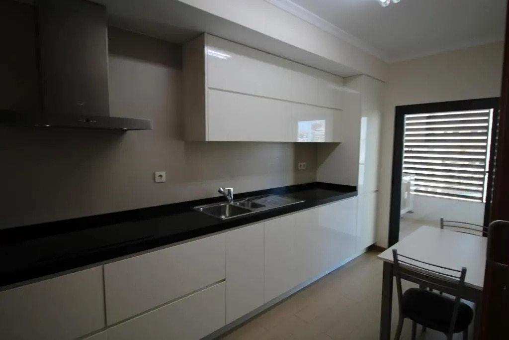 Superior Garage Balcony Praia da Rocha Prime Flat