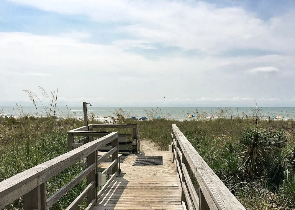 101seasc 3 Bedroom Condo