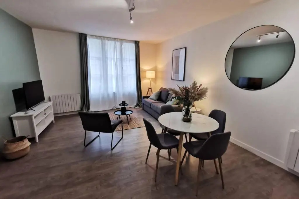 Appartement F2 COSY proche de l'HYPER CENTRE