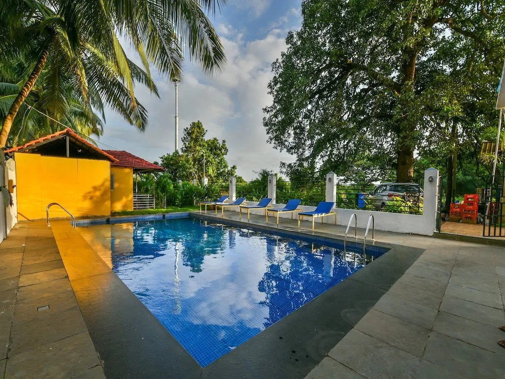 OYO 15836 Pleasure River Front Resort