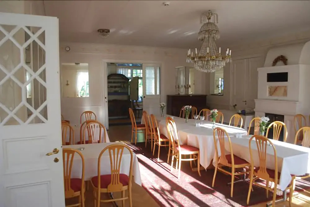 Broby Gästgivaregård