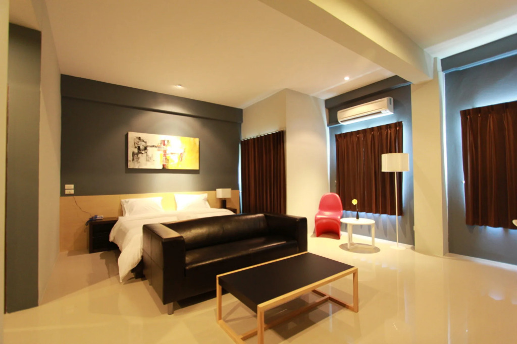 Trendy Hotel