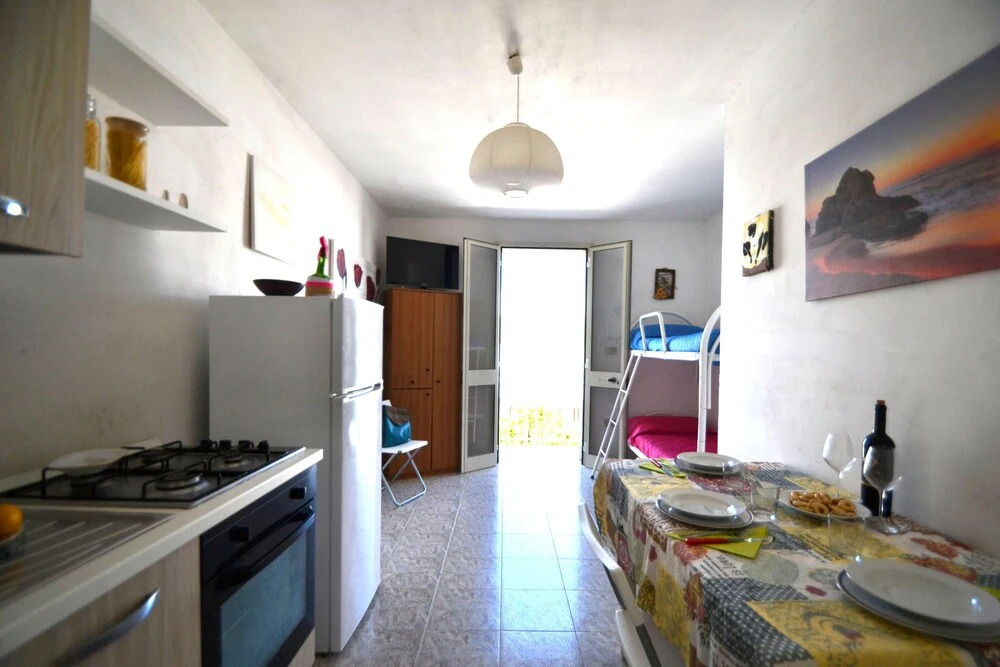Alba Two-room Air-conditioned Holiday Home for 4 Guests