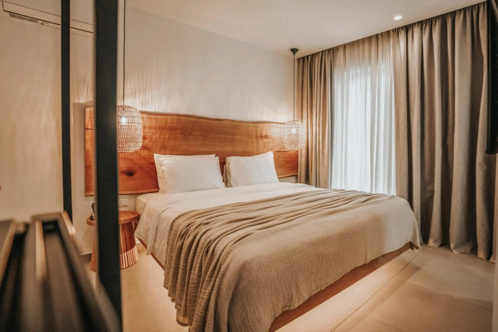 Sagredo Beachfront Retreat & Spa by E-GEO