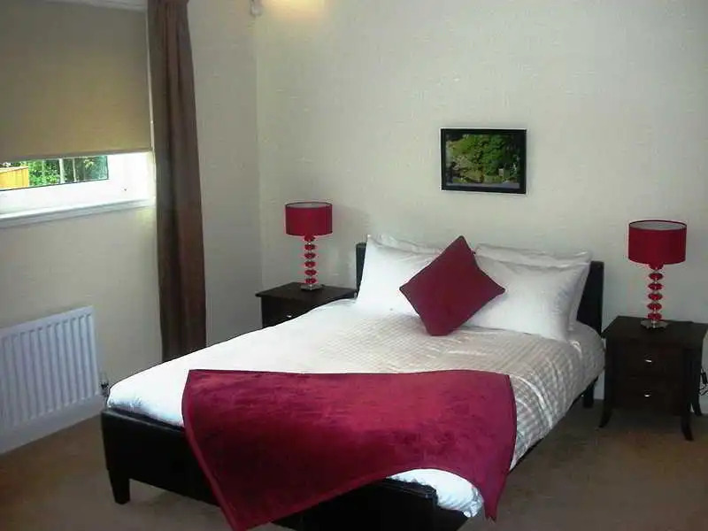 Dreamhouse Apartments City North