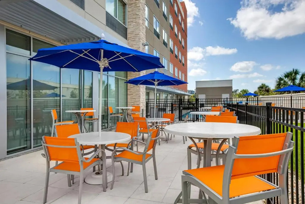 Holiday Inn Express & Suites Sanford - Lake Mary by IHG