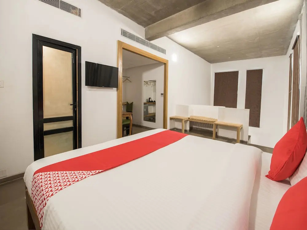 Capital O 15942 Anting Villa Hotel