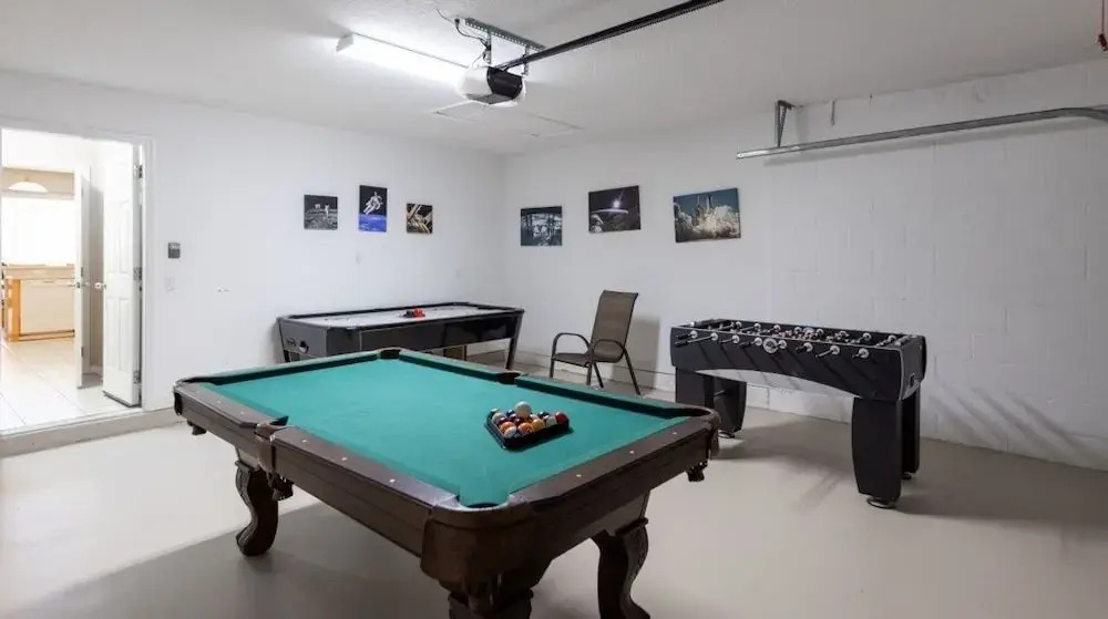 Cozy 4 Bed Pool Home With Spa 4 Bedroom Home by RedAwning