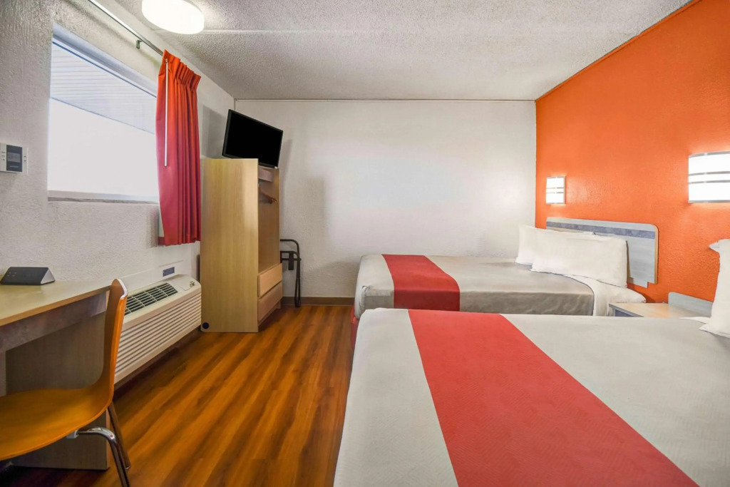 Motel 6-North Ridgeville, OH - Cleveland Intl Airport - N Ridgeville