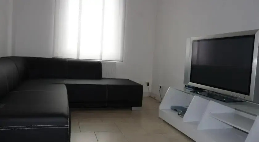La Maison dAdélie
