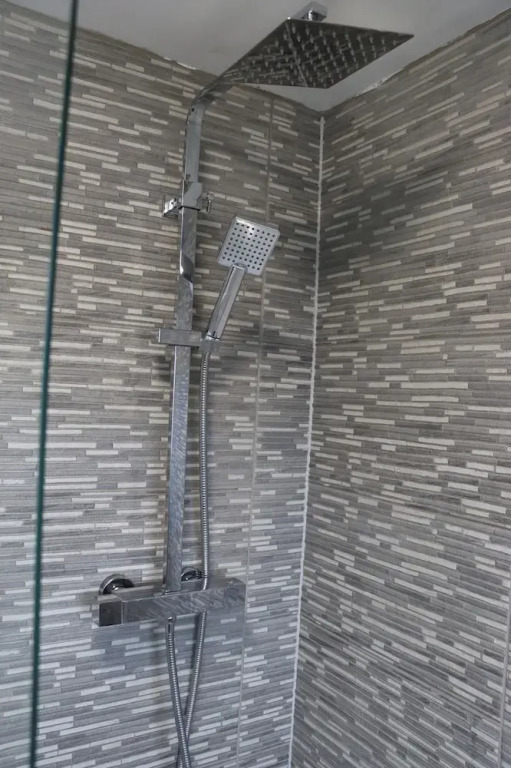 Perfect 3 Bedroom Home - Contractors & Families