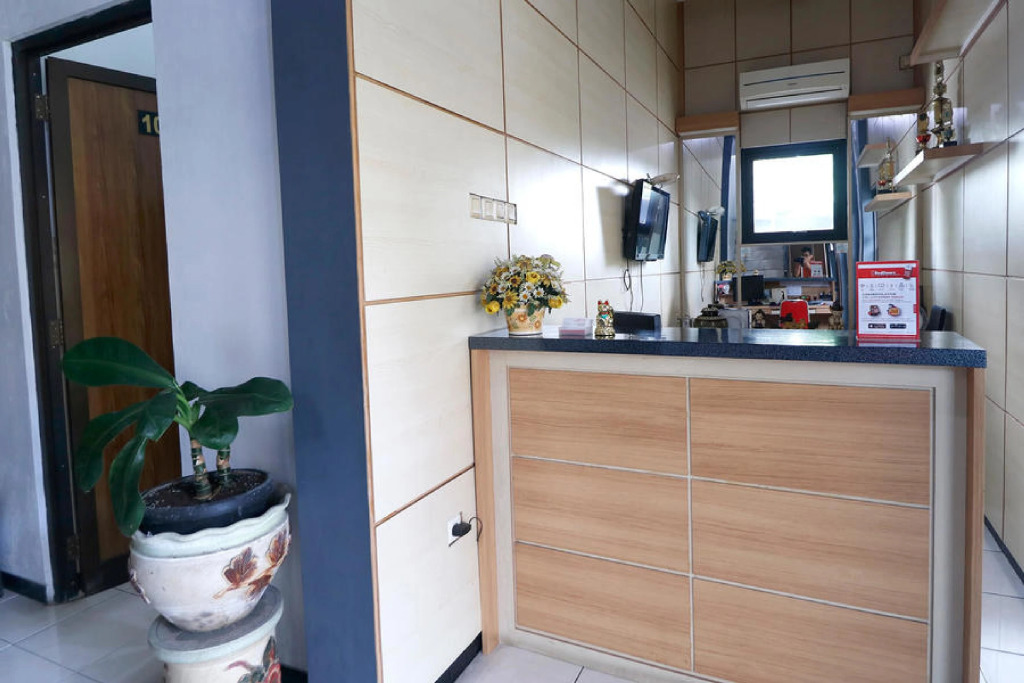 RedDoorz Plus near Undip Tembalang