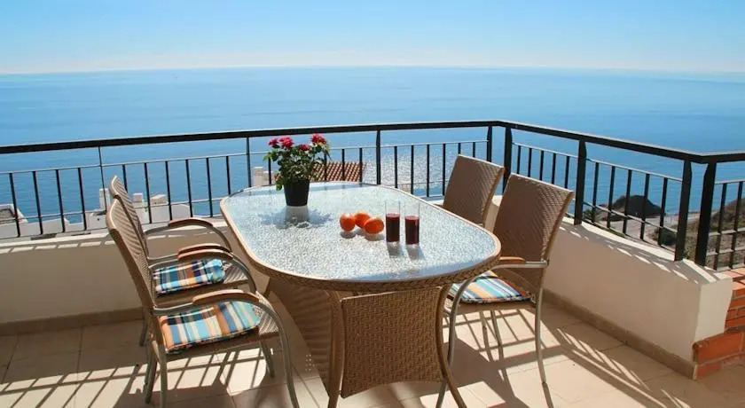 Apartamentos Nerja