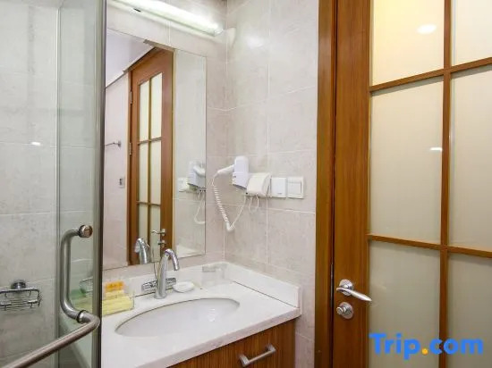Kunshan Youjia Jitian Apartment (Kunshan South Station)