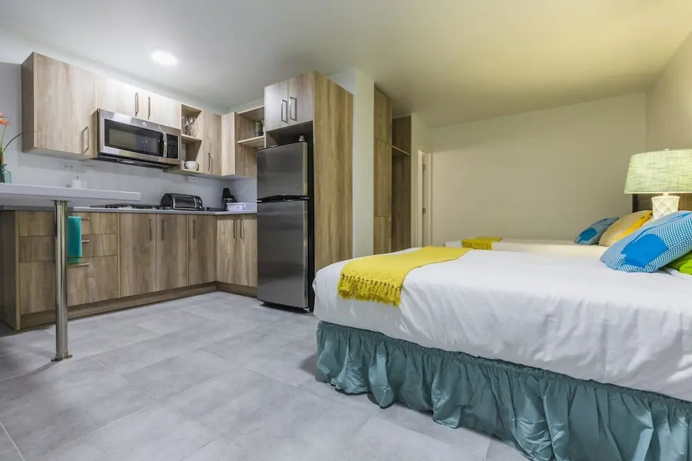 Turibana Plaza Suite 17
