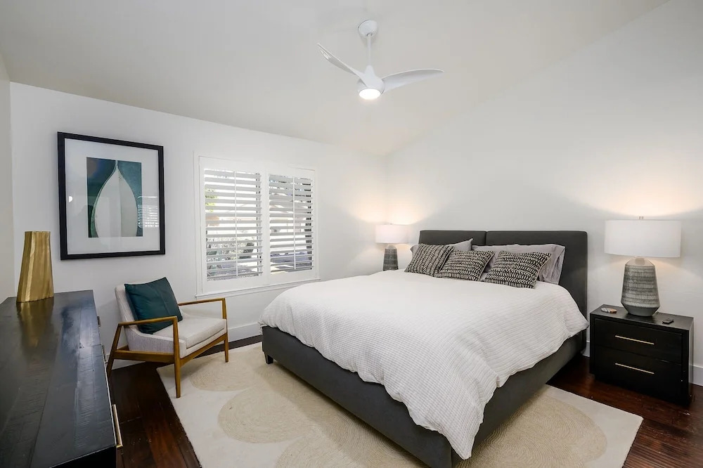 Casa Pinnacle 3 Bedroom Home by RedAwning