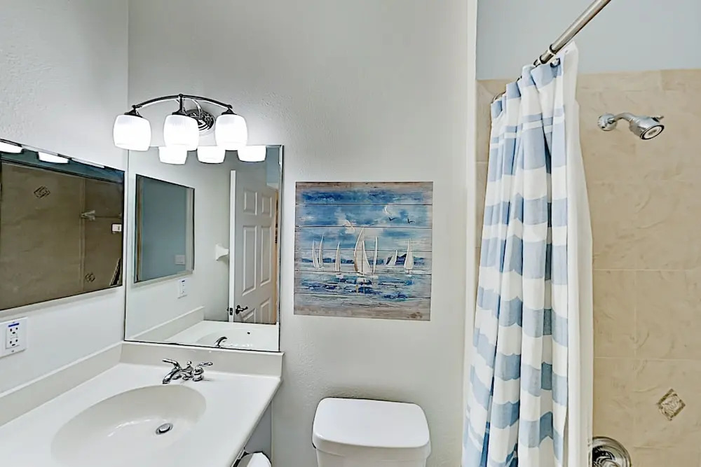 300cbw32 3 Bedroom Condo