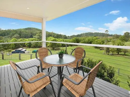 The Farmhouse Eumundi B&B