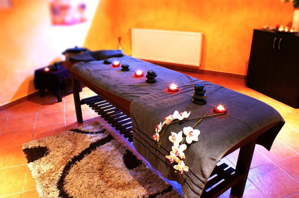 Green Wood Hotel & Spa