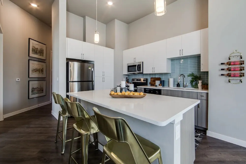 Magnolia Lux Condos by Barsala