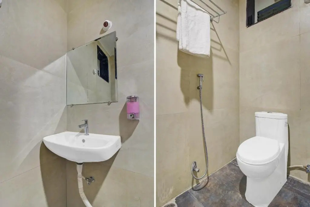 Super Townhouse OAK Hitec City Near Image Hospital