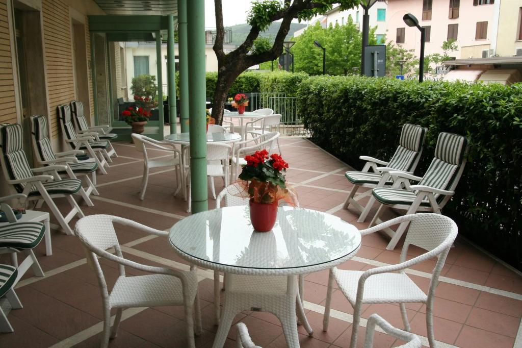Hotel Elena