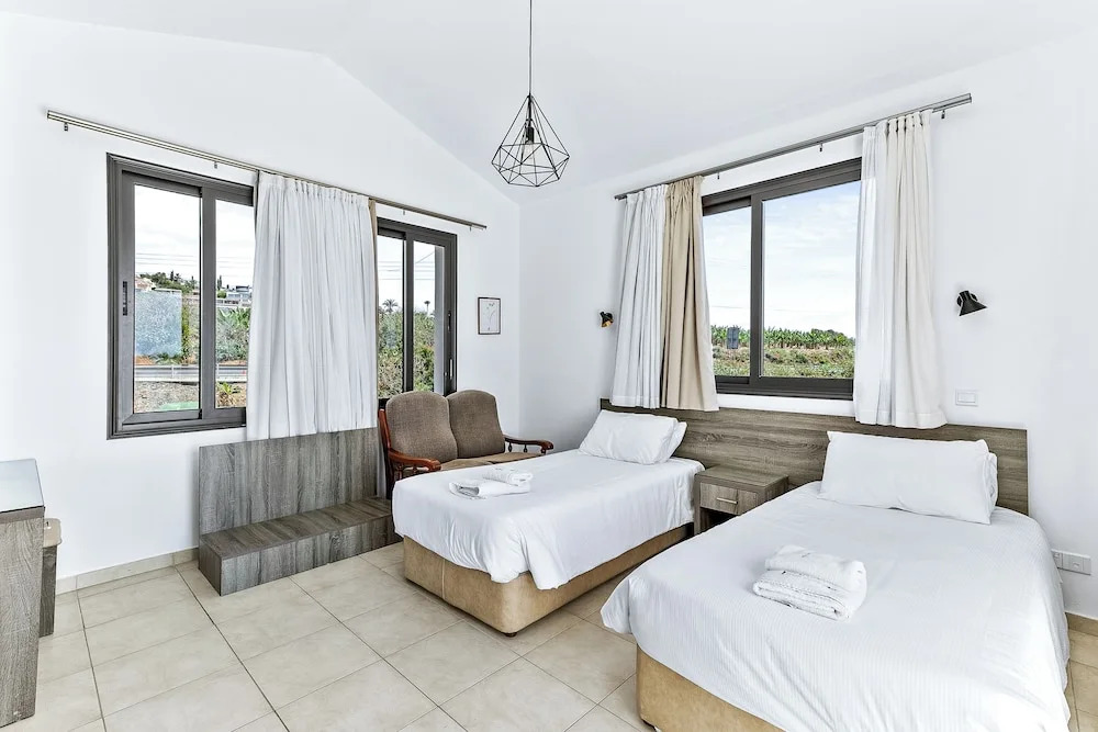Platzia Beach Villas
