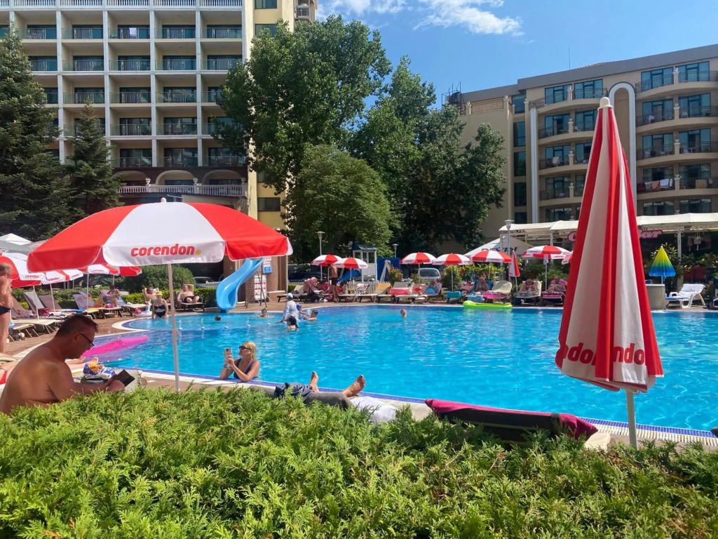 One Bedroom Apartment Admiral Plaza C 45