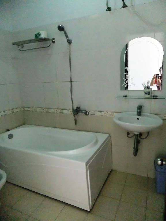 Eena Hotel