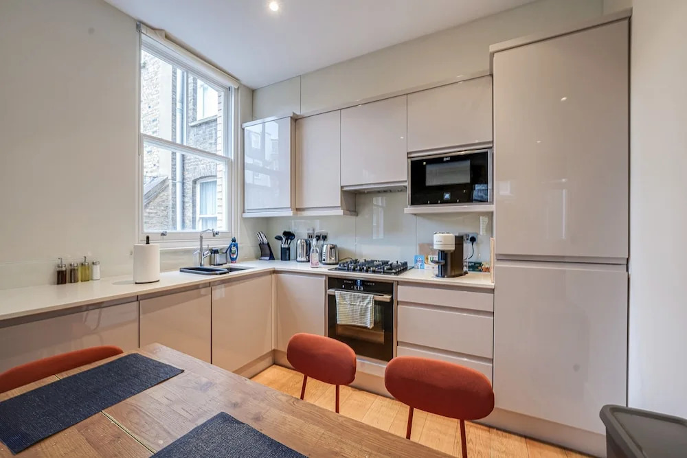 Fitzrovia Stay by Oxford St & Soho 18 Guests