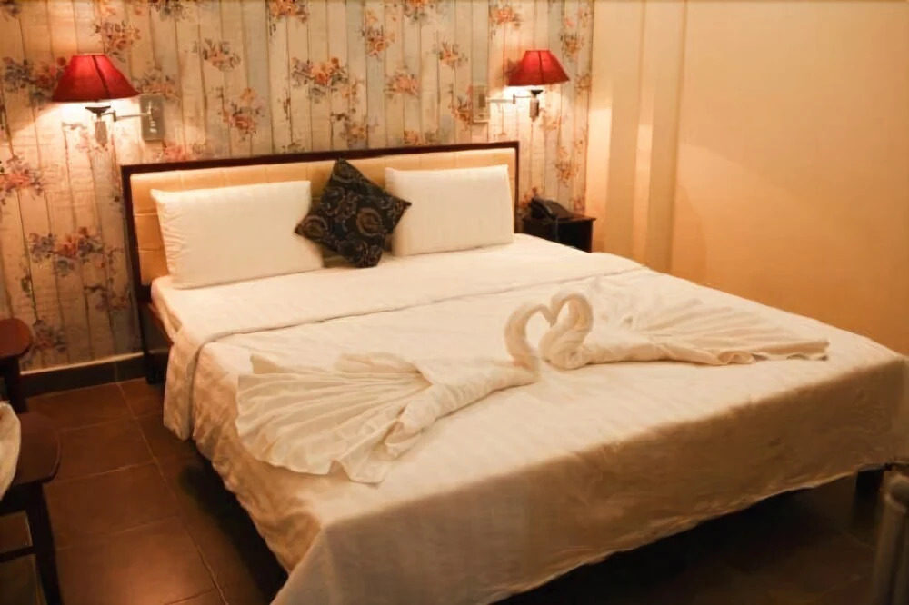 Youth House - Hostel