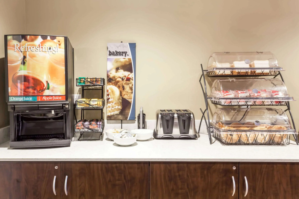 Microtel Inn & Suites by Wyndham - Timmins