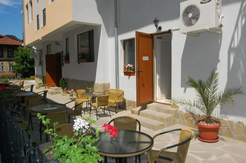 Guest Rooms Biju