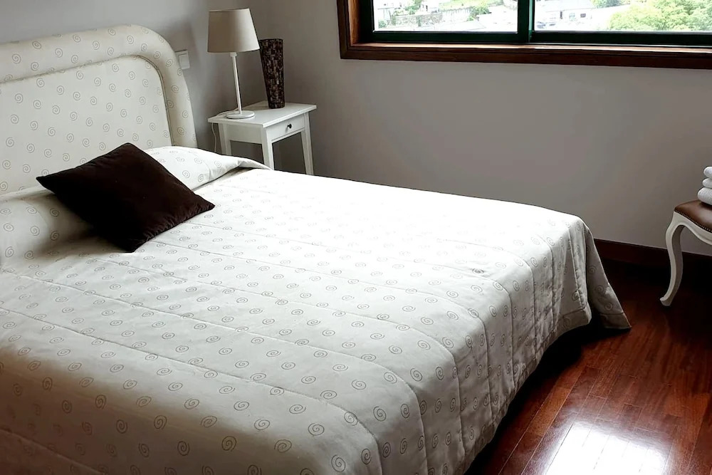 Apartment With 3 Bedrooms In Marco De Canaveses