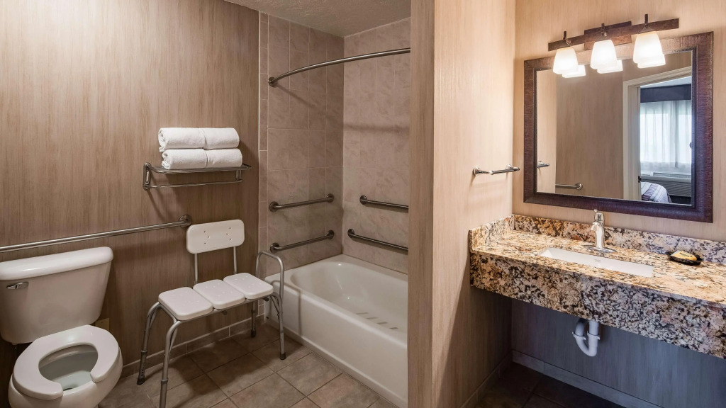 Best Western Plus Flathead Lake Inn and Suites