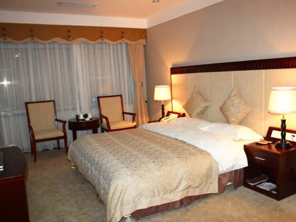 Financial Hotel Yantai