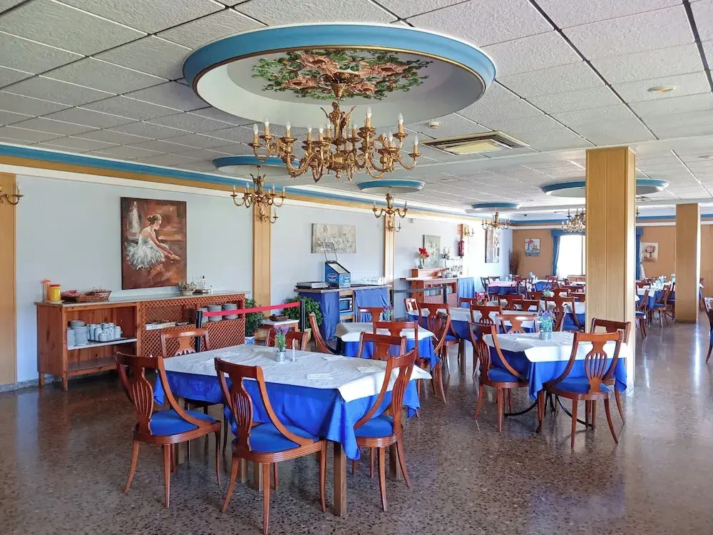 Hotel La Rueda 3000