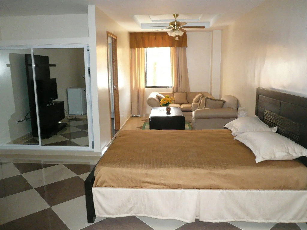 Aparta Hotel Roma II