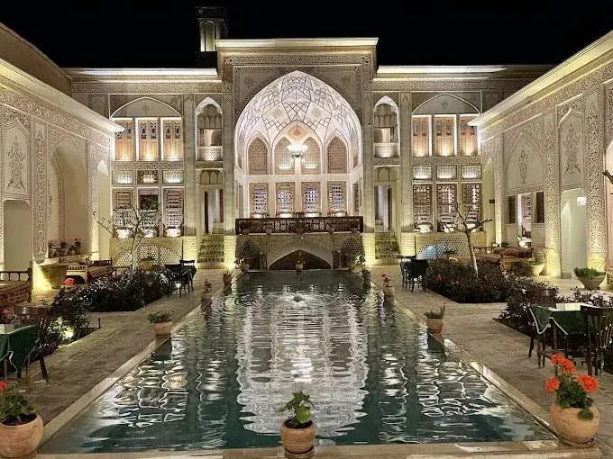 Mahinestan Raheb